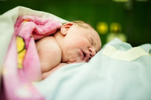 Skin to Skin Contact antara Ibu dan Bayi baru Lahir. (Shutterstock)