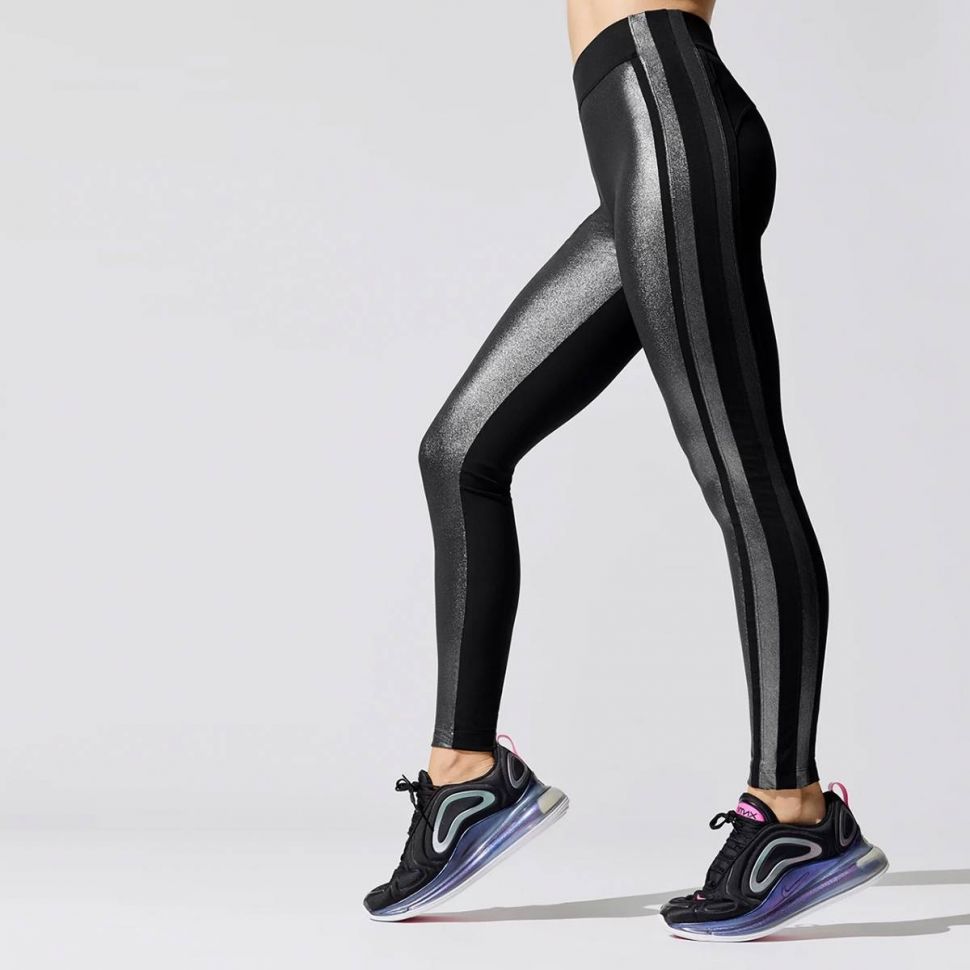 Coated Legging. (whowhatwear)