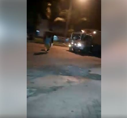 Viral penghadangan truk yang bikin resah. (Facebook/Romansa Sopir Truck (RST))