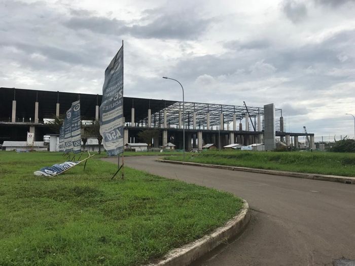 Situ Eawa Been di Desa Danau Indah, Cikarang Barat Kabupaten Bekasi sekarang menjadi pabrik di kawasan MM 2100. [Suara.com/Erick Tanjung]