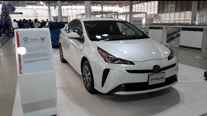 Koleksi Mobil di Megaweb Toyota City Showcase. (Suara.com/Vania)