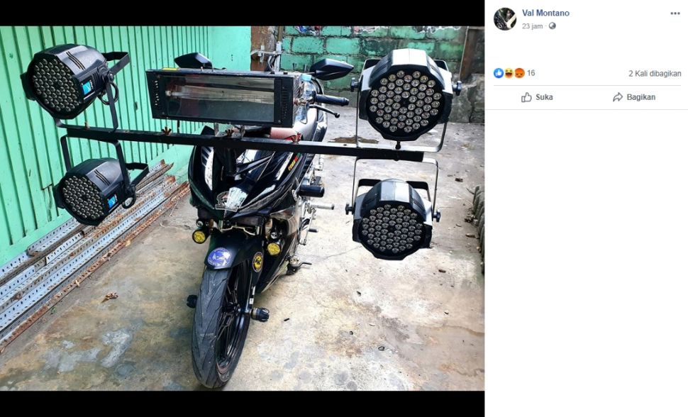 Viral lampu motor yang bikin salah fokus. (Facebook)