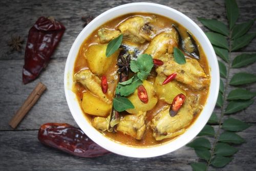 Resep Kari Ayam. (Shutterstock)