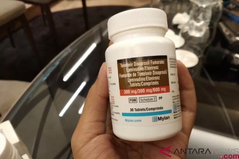 Disebut bisa obat virus Corona, Obat HIV laku keras di China. (FOTO: ANTARA)