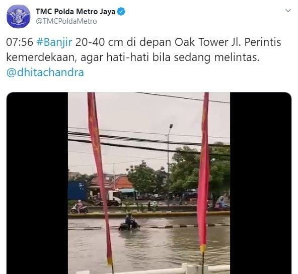 Jalan Perintis Kemerdekaan, Pulo Gadung kebanjiran (TMC Polda Metro)