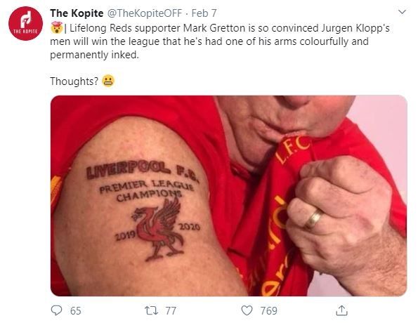 Seorang Liverpudlian bernama Mark Gretton sudah membuat tato yang menggambarkan bahwa Liverpool juara Liga Primer Inggris musim ini. (Twitter/@TheKopiteOFF)
