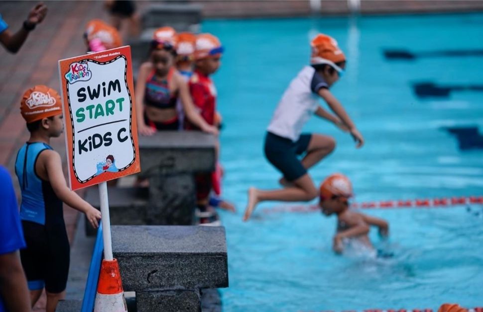 Komunitas Triathlon Buddies ajarkan olahraga triathlon ke masyarakat yang ingin mencoba. (Dok. Instagram/Tribuddies)