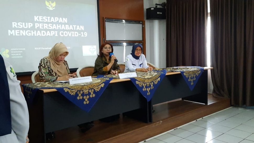 Dirut RSUP Persahabatan, Rita Rogaya di Jakarta (Suara.com/Risna Halidi)