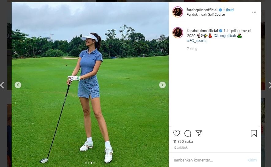 Gaya Farah Quinn saat main golf. (Instagram/@farahquinnofficial)