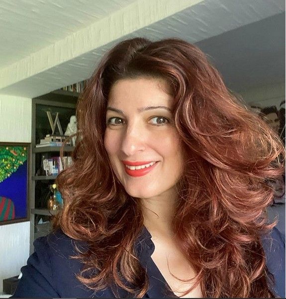 Istri Akshay Kumar, Twinkle Khanna. [Instagram]