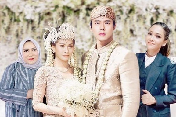 Tata Janeeta unggah foto hasil rekayasa digital [Instagram/tatajaneetaofficial]