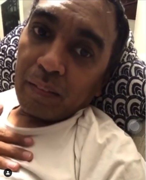 Dengan kondisi lemah, Glenn Fredly sempat live Instagram dan menyapa para penggemarnya. [Instagram]