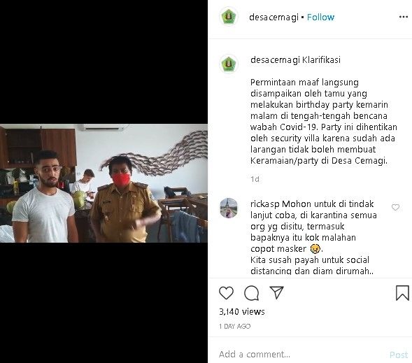 Bule yang gelar pesta minta maaf. (Instagram/@desacemagi)