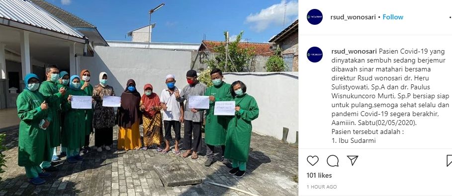 Direktur RSUD Wonosari ajak berjemur pasien yang sembuh dari Covid-19. [@RSUD_Wonosari / Instagram]