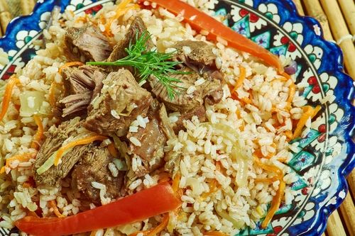 Hidangan Plov (Shutterstock)