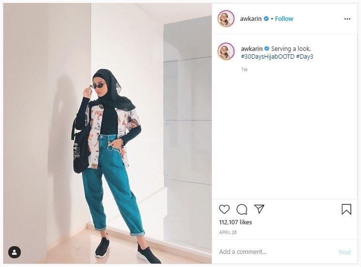 Gaya Hijab Awkarin (instagram.com/awkarin)