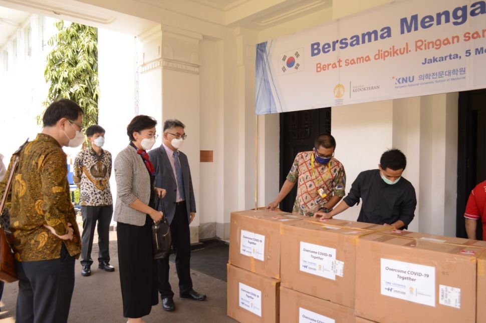 Universitas Gangwon Korsel Sumbang APD ke FKUI (Dok KOTRA Indonesia)