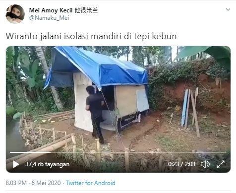 Wiranto mengisolasi diri di sebuah gubuk di tepi kebun (Twitter).