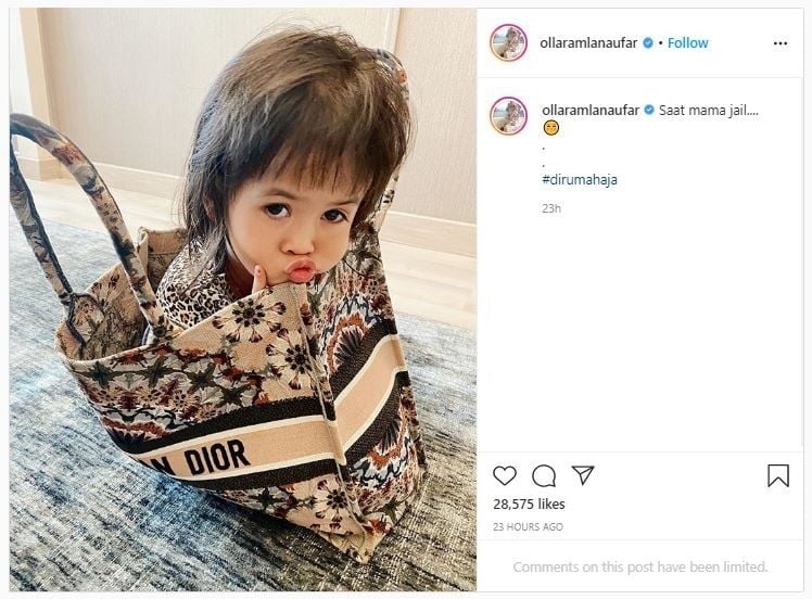 Olla Ramlan Ajak Anak Main dengan Tas Dior (instagram.com/ollaramlan)