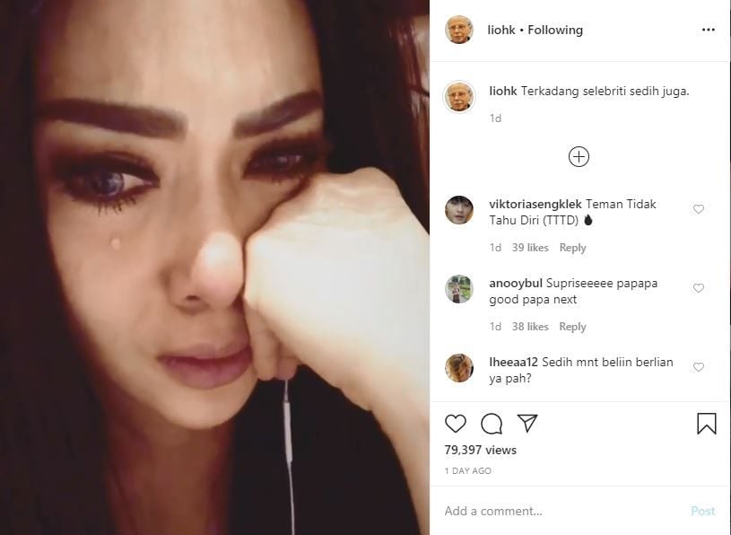 Ayah Angkat Tunjukkan Video Syahrini Menangis (Instagram)