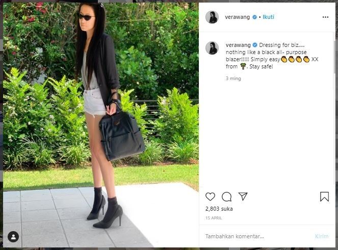 Vera Wang pakai high heels di rumah. (Instagram/@verawang)