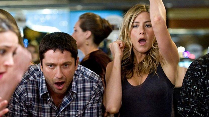 Gerard Butler dan Jennifer Aniston dalam film Bounty Hunter.