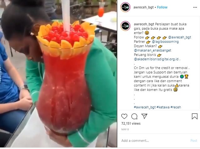 Pesan Minuman Pakai Gelas Besar, Penampakan Orange Squash Ini Jadi Sorotan. (Instagram/@awreceh_bgt)