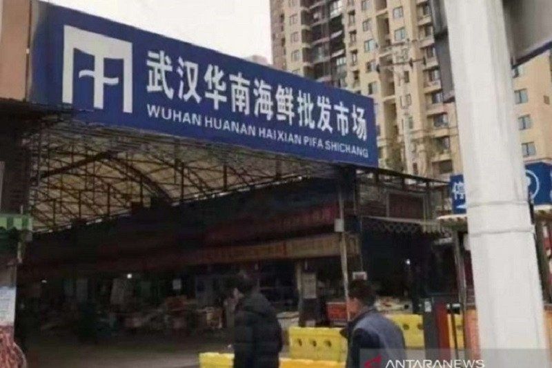 Pasar Huanan di Wuhan, China., tempat virus corona jenis baru dilaporkan muncul pertama kali. Pasar seluas tujuh kali lapangan bola itu menjual hasil laut, unggas, ular, kelelawar, binatang ternak, dan binatang liar. (ANTARA/HO-yehuoqingnian/mii)