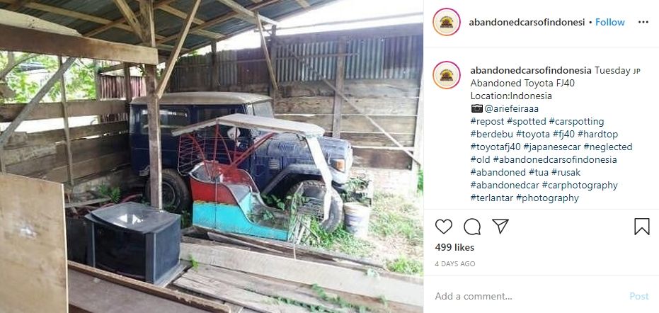 Deretan potret mobil yang terbengkalai dan mengenaskan. (Instagram/@abandonedcarsofindonesia)