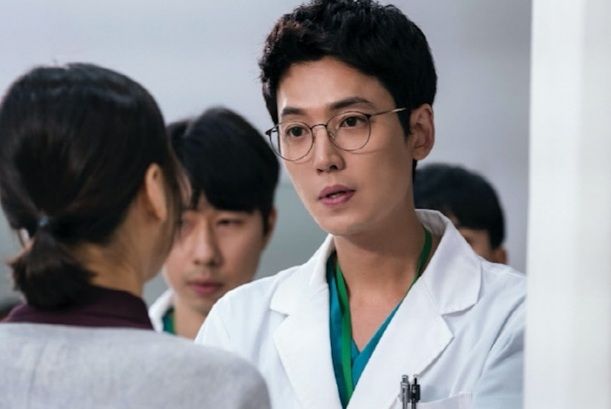 Hospital Playlist [Soompi]