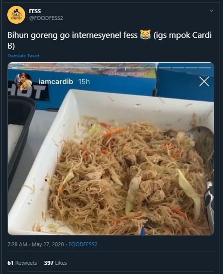 Santap Sajian Bihun dan Lumpia, Cardi B Bikin Heboh Orang Indonesia. (Twitter/@FOODFESS2)