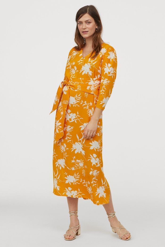 Marigold, tren warna musim panas. (H&M)