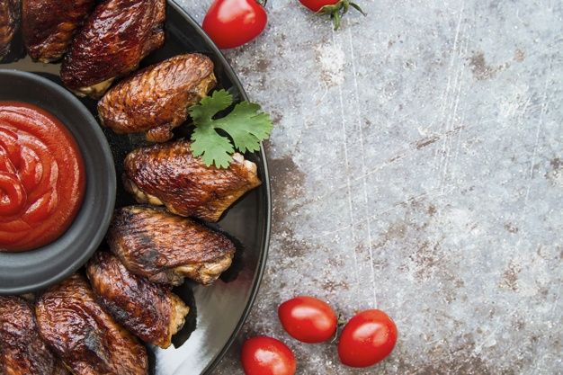 Roasted Chicken Wings, salah satu olahan sayap ayam yang banyak disukai. (Freepik)