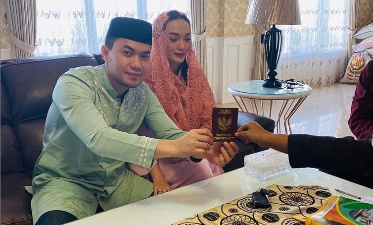 Zaskia Gotik dan Sirajuddin Mahmud telah menikah secara resmi. [Instagram]