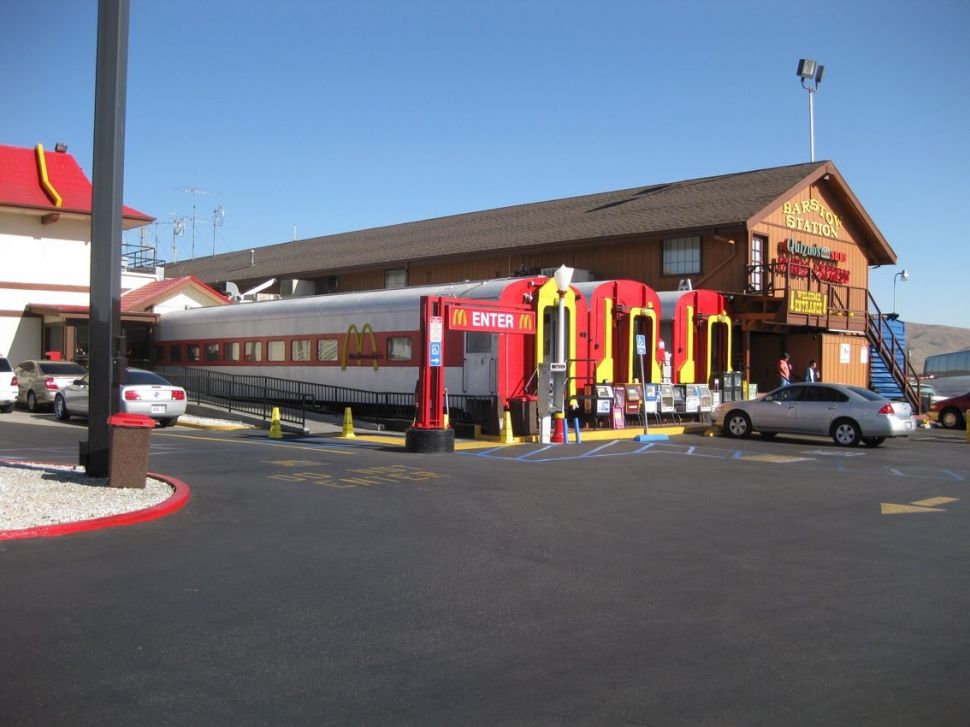 Restoran McDonald's Gerbong Kereta. (Twitter)