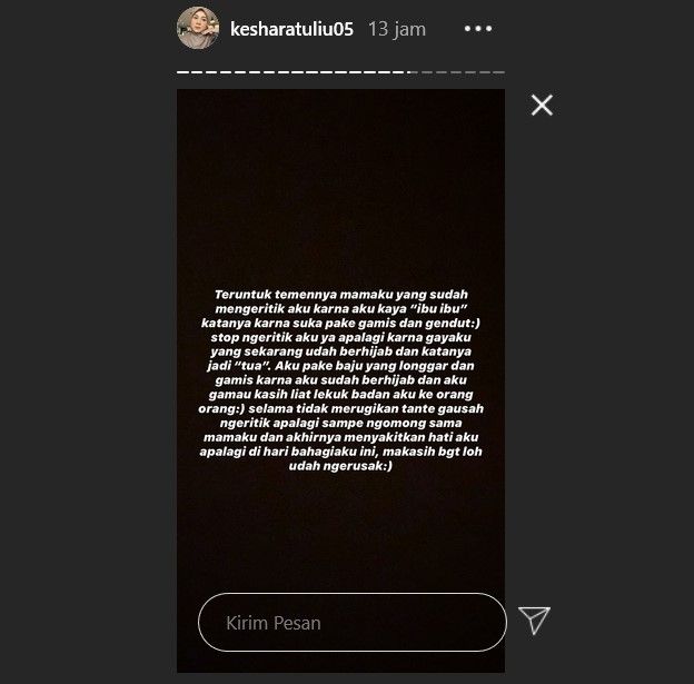 Kesha Ratuliu memberikan penjelasan mengenai alasannya memakai baju longgar. [Instagram]