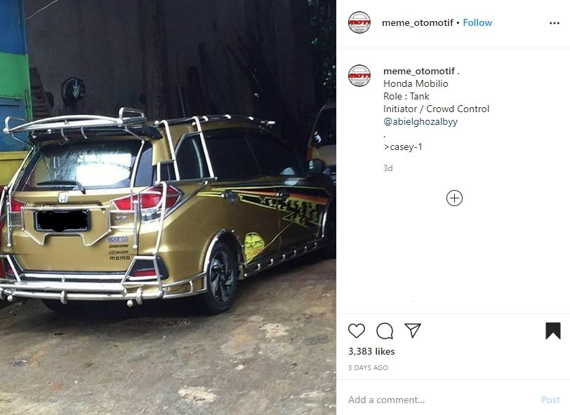 Honda Mobilio pakai bumper nyeleneh. (Instagram/@meme_otomotif)