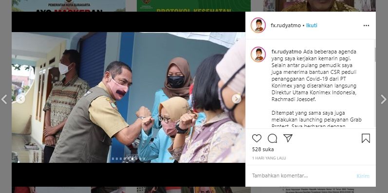 Gaya Wali Kota Solo, FX Hadi Rudyatmo mengenakan masker kain bergambar kumis tebal. (Instagram/@fx.rudyatmo)