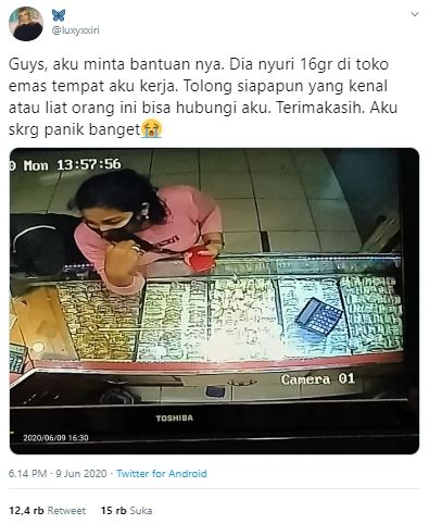 Rekaman video aksi pencurian emas di Pasar Jaya Cibubur (Twitter).