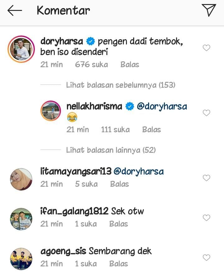 Unggahan Nella Kharisma yang dikomentari Dory Harsa [Instagram/@nellakharisma]