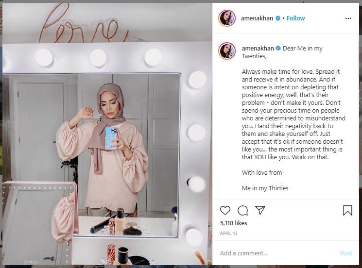 Selebgram Pemilik Bisnis Hijab Putuskan Lepas Hijab (instagram.com/amenakhan)