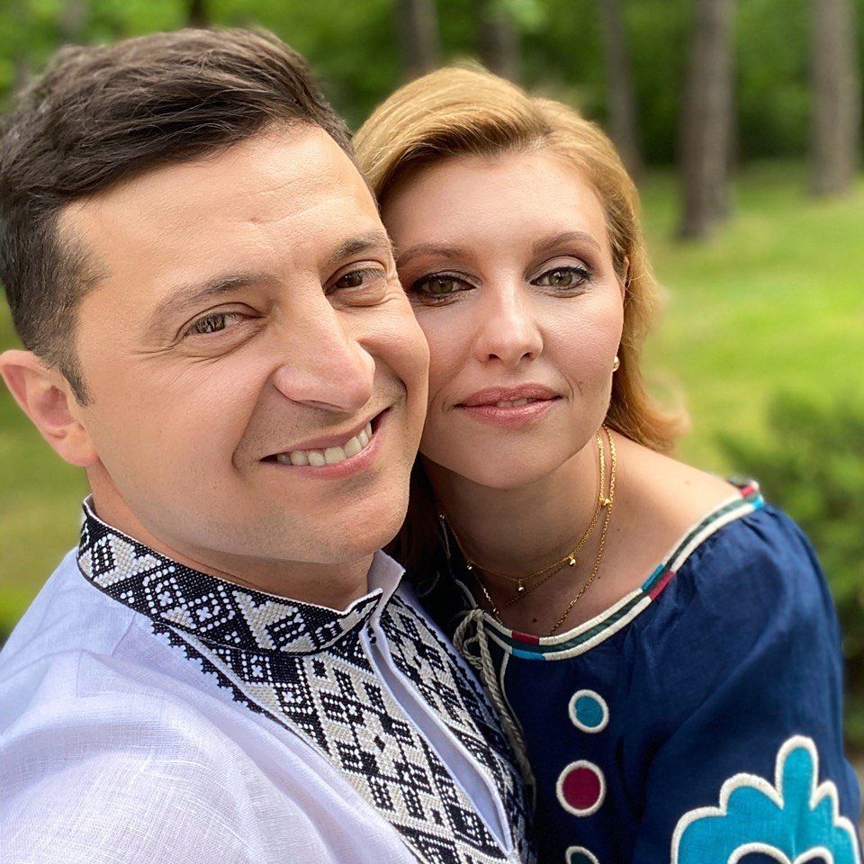 Presiden Ukraina dan istrinya, Olena Zelenska. (Instagram/@zelenskiy_official)