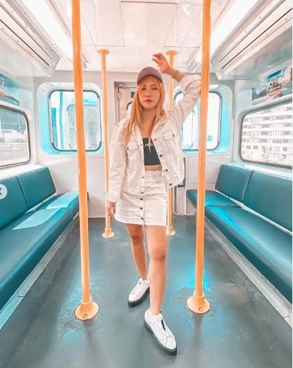 OOTD ala K-Pop Natya Shina. (Instagram/@natyashina)