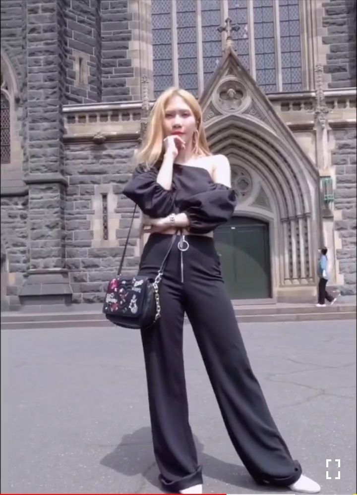 OOTD ala K-Pop Natya Shina. (Screenshot YouTube)