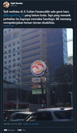 Pasang Logo Hand Sign, Gerai Baru Burger King Ini Tuai Pujian dari Warganet. (Twitter/@hi_fiq)