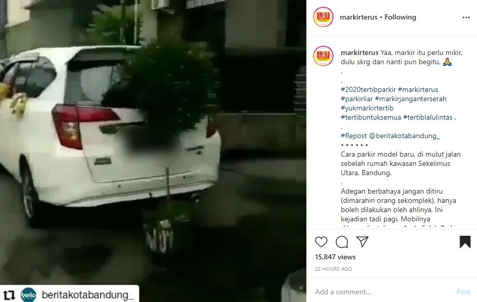 Viral Toyota Calya parkir di mulut gang, (Instagram)