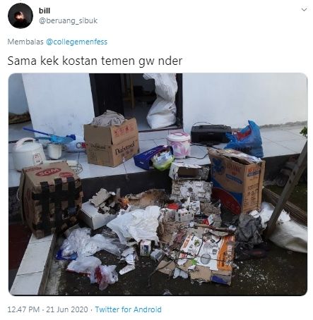 Cerita mahasiswa kosannya dipenuhi rayap usai ditinggal berbulan-bulan (Twitter/collegemenfess)