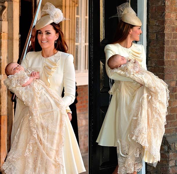 Kate Middleton saat pembaptisan Pangeran George (Hello Mag)