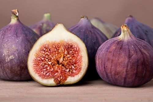 Buah tin (Shutterstock)