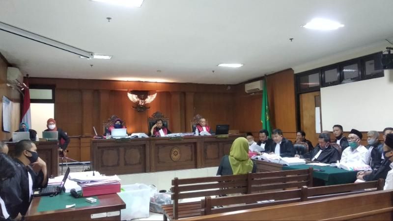 Seorang psikolog menjadi saksi ahli dalam sidang pemeriksaan saksi pada kasus susur Sungai Sempor SMPN 1 Turi di Pengadilan Negeri Sleman, Kamis (9/7/2020). - (SuaraJogja.id/Muhammad Ilham Baktora)